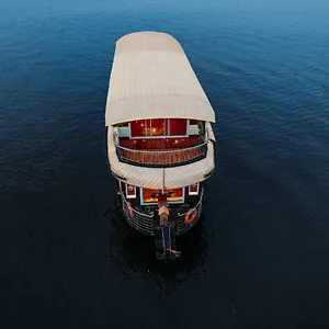 ***** Hotel Venice Premium Houseboats Alleppey India